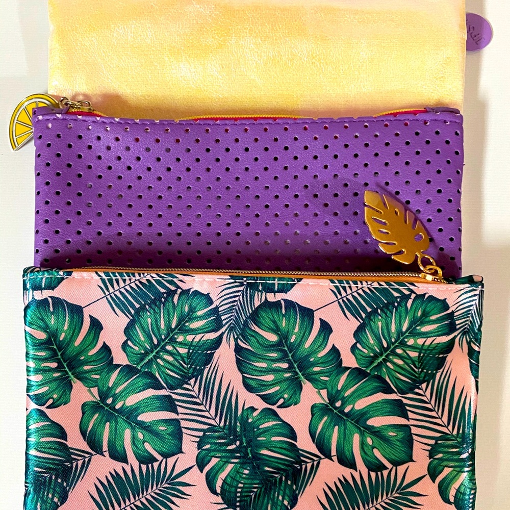 (039) Ipsy Cosmetic Pouches - 3 total